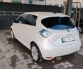 Белый Рено Зое, объемом двигателя 0 л и пробегом 95 тыс. км за 6690 $, фото 12 на Automoto.ua