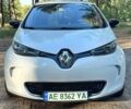 Белый Рено Зое, объемом двигателя 0 л и пробегом 93 тыс. км за 6500 $, фото 9 на Automoto.ua