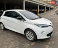 Белый Рено Зое, объемом двигателя 0 л и пробегом 64 тыс. км за 7600 $, фото 2 на Automoto.ua