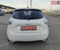 Белый Рено Зое, объемом двигателя 0 л и пробегом 79 тыс. км за 6300 $, фото 10 на Automoto.ua
