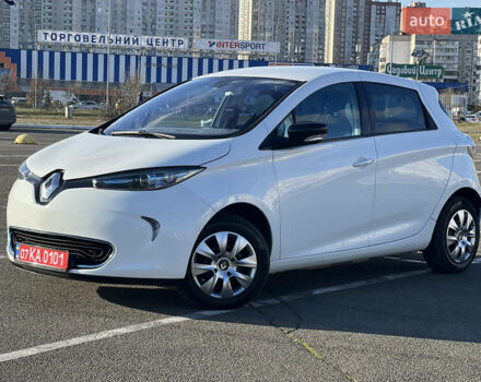 Білий Рено Зое, об'ємом двигуна 0 л та пробігом 115 тис. км за 6550 $, фото 5 на Automoto.ua
