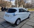 Белый Рено Зое, объемом двигателя 0 л и пробегом 58 тыс. км за 8000 $, фото 3 на Automoto.ua