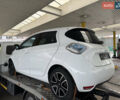 Белый Рено Зое, объемом двигателя 0 л и пробегом 80 тыс. км за 4399 $, фото 4 на Automoto.ua