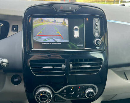 Рено Зое 2014 в Луцке на Automoto.ua Белый Рено Зое, объемом двигателя 0 л и пробегом 87 тыс. км за 6700 $, фото 11 на Automoto.ua