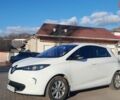 Білий Рено Зое, об'ємом двигуна 0 л та пробігом 153 тис. км за 6400 $, фото 9 на Automoto.ua