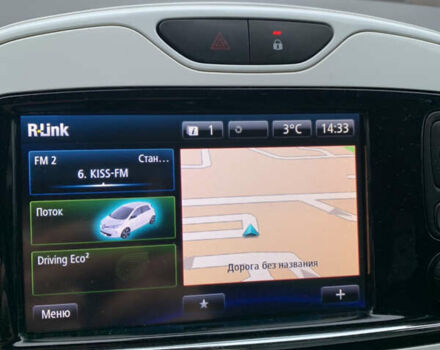 Белый Рено Зое, объемом двигателя 0 л и пробегом 64 тыс. км за 7600 $, фото 13 на Automoto.ua