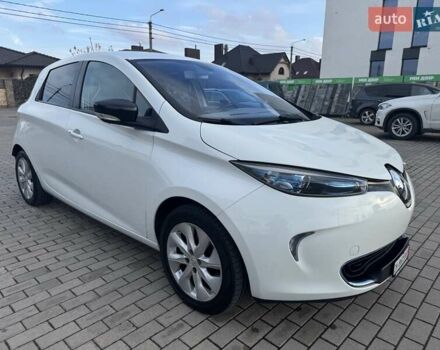 Белый Рено Зое, объемом двигателя 0 л и пробегом 167 тыс. км за 6599 $, фото 3 на Automoto.ua