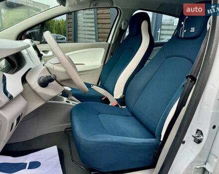 Білий Рено Зое, об'ємом двигуна 0 л та пробігом 110 тис. км за 6200 $, фото 18 на Automoto.ua