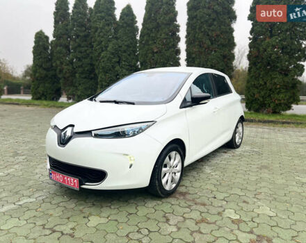 Белый Рено Зое, объемом двигателя 0 л и пробегом 103 тыс. км за 6799 $, фото 25 на Automoto.ua