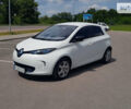 Белый Рено Зое, объемом двигателя 0 л и пробегом 82 тыс. км за 6800 $, фото 1 на Automoto.ua