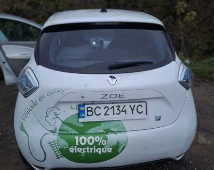 Белый Рено Зое, объемом двигателя 0 л и пробегом 240 тыс. км за 6800 $, фото 3 на Automoto.ua