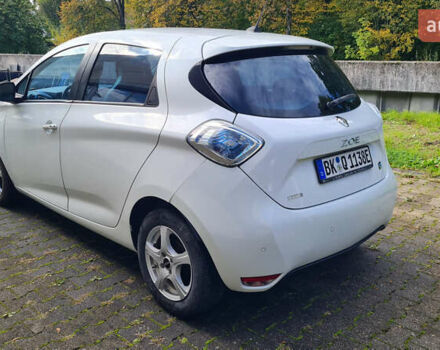 Білий Рено Зое, об'ємом двигуна 0 л та пробігом 53 тис. км за 7878 $, фото 11 на Automoto.ua