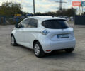 Белый Рено Зое, объемом двигателя 0 л и пробегом 54 тыс. км за 7500 $, фото 4 на Automoto.ua