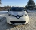 Белый Рено Зое, объемом двигателя 0 л и пробегом 128 тыс. км за 5800 $, фото 1 на Automoto.ua