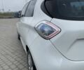 Белый Рено Зое, объемом двигателя 0 л и пробегом 98 тыс. км за 7000 $, фото 13 на Automoto.ua