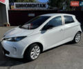 Белый Рено Зое, объемом двигателя 0 л и пробегом 123 тыс. км за 6850 $, фото 3 на Automoto.ua