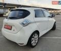Белый Рено Зое, объемом двигателя 0 л и пробегом 79 тыс. км за 6300 $, фото 12 на Automoto.ua
