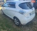 Белый Рено Зое, объемом двигателя 0 л и пробегом 151 тыс. км за 6700 $, фото 2 на Automoto.ua