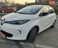 Белый Рено Зое, объемом двигателя 0 л и пробегом 79 тыс. км за 6300 $, фото 4 на Automoto.ua