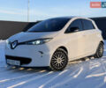 Белый Рено Зое, объемом двигателя 0 л и пробегом 168 тыс. км за 5500 $, фото 4 на Automoto.ua