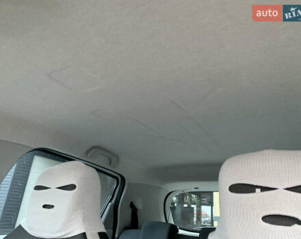 Белый Рено Зое, объемом двигателя 0 л и пробегом 64 тыс. км за 7600 $, фото 19 на Automoto.ua