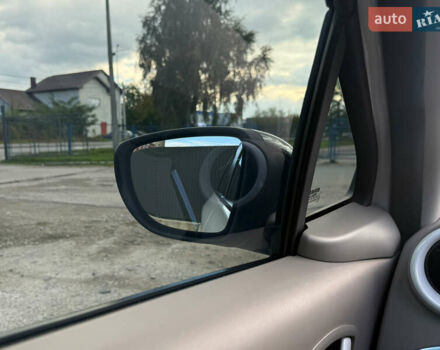 Белый Рено Зое, объемом двигателя 0 л и пробегом 54 тыс. км за 7500 $, фото 19 на Automoto.ua