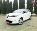 Белый Рено Зое, объемом двигателя 0 л и пробегом 103 тыс. км за 6799 $, фото 1 на Automoto.ua