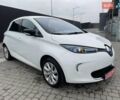 Белый Рено Зое, объемом двигателя 0 л и пробегом 98 тыс. км за 7000 $, фото 9 на Automoto.ua