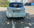 Белый Рено Зое, объемом двигателя 0 л и пробегом 95 тыс. км за 7300 $, фото 6 на Automoto.ua