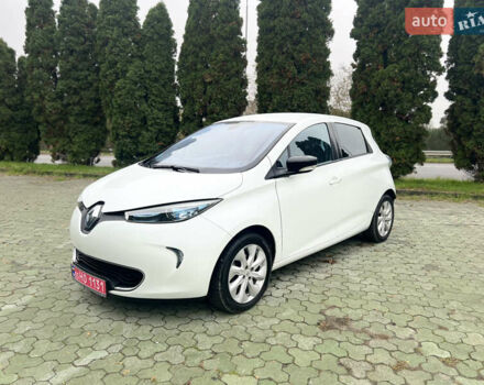 Белый Рено Зое, объемом двигателя 0 л и пробегом 103 тыс. км за 6799 $, фото 5 на Automoto.ua