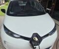 Белый Рено Зое, объемом двигателя 0 л и пробегом 134 тыс. км за 6000 $, фото 1 на Automoto.ua