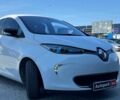 Белый Рено Зое, объемом двигателя 0 л и пробегом 56 тыс. км за 6440 $, фото 12 на Automoto.ua