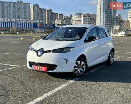 Білий Рено Зое, об'ємом двигуна 0 л та пробігом 115 тис. км за 6550 $, фото 1 на Automoto.ua