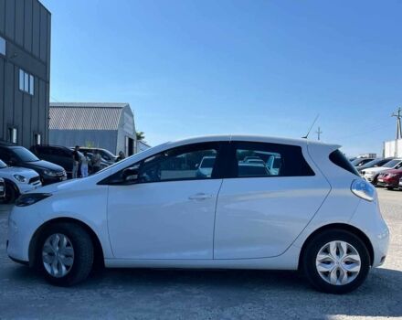Белый Рено Зое, объемом двигателя 0 л и пробегом 56 тыс. км за 6440 $, фото 4 на Automoto.ua