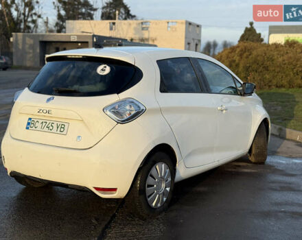 Білий Рено Зое, об'ємом двигуна 0 л та пробігом 77 тис. км за 5750 $, фото 11 на Automoto.ua