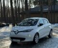 Белый Рено Зое, объемом двигателя 0 л и пробегом 94 тыс. км за 6400 $, фото 1 на Automoto.ua