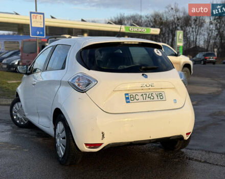 Білий Рено Зое, об'ємом двигуна 0 л та пробігом 77 тис. км за 5750 $, фото 17 на Automoto.ua
