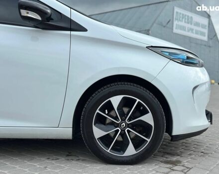 Белый Рено Зое, объемом двигателя 0 л и пробегом 203 тыс. км за 6890 $, фото 11 на Automoto.ua