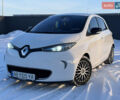 Белый Рено Зое, объемом двигателя 0 л и пробегом 168 тыс. км за 5500 $, фото 2 на Automoto.ua