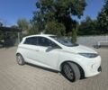 Белый Рено Зое, объемом двигателя 0 л и пробегом 138 тыс. км за 6001 $, фото 1 на Automoto.ua