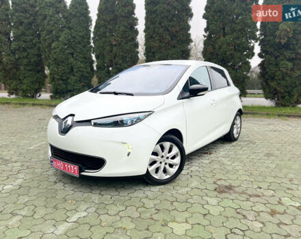 Белый Рено Зое, объемом двигателя 0 л и пробегом 103 тыс. км за 6799 $, фото 8 на Automoto.ua