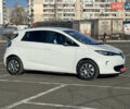Білий Рено Зое, об'ємом двигуна 0 л та пробігом 115 тис. км за 6550 $, фото 19 на Automoto.ua
