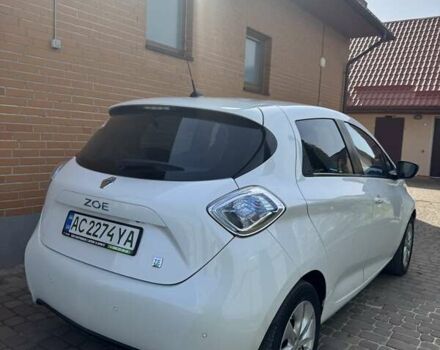 Белый Рено Зое, объемом двигателя 0 л и пробегом 72 тыс. км за 7700 $, фото 4 на Automoto.ua
