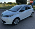 Белый Рено Зое, объемом двигателя 0 л и пробегом 121 тыс. км за 6800 $, фото 4 на Automoto.ua