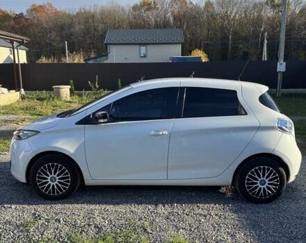 Белый Рено Зое, объемом двигателя 0 л и пробегом 166 тыс. км за 5800 $, фото 8 на Automoto.ua