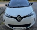 Белый Рено Зое, объемом двигателя 0 л и пробегом 55 тыс. км за 8200 $, фото 1 на Automoto.ua