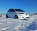 Белый Рено Зое, объемом двигателя 0 л и пробегом 86 тыс. км за 6800 $, фото 1 на Automoto.ua