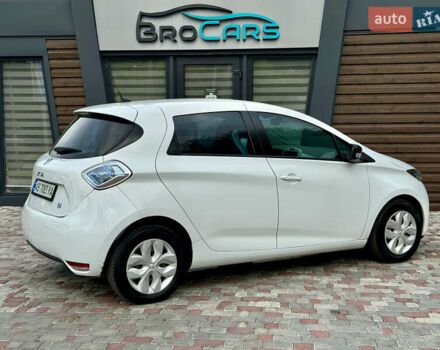 Білий Рено Зое, об'ємом двигуна 0 л та пробігом 110 тис. км за 6200 $, фото 36 на Automoto.ua