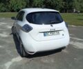Белый Рено Зое, объемом двигателя 0 л и пробегом 72 тыс. км за 8450 $, фото 3 на Automoto.ua