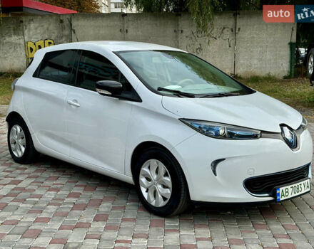 Білий Рено Зое, об'ємом двигуна 0 л та пробігом 110 тис. км за 6200 $, фото 8 на Automoto.ua